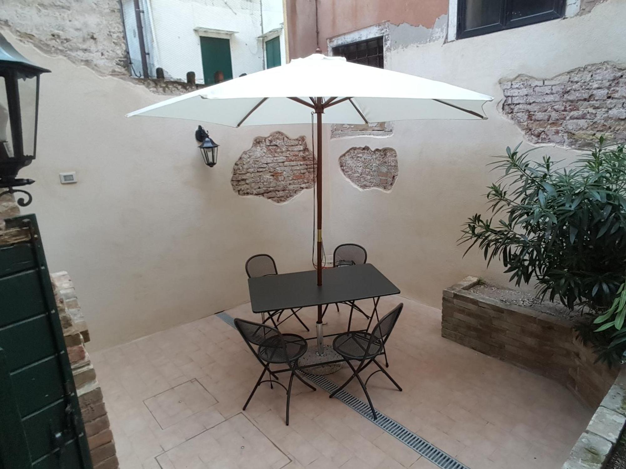 La Corte Incantata Venetië Buitenkant foto